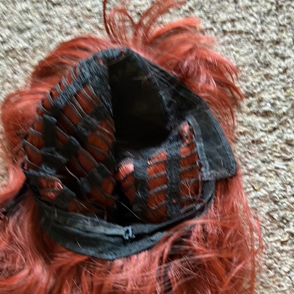 Stylish Red Wig for Women - Picture 5 of 5